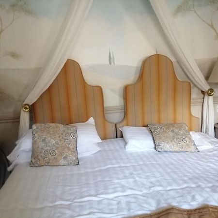 The Lake Country House Hotel & Spa 랸가마치웰즈 외부 사진