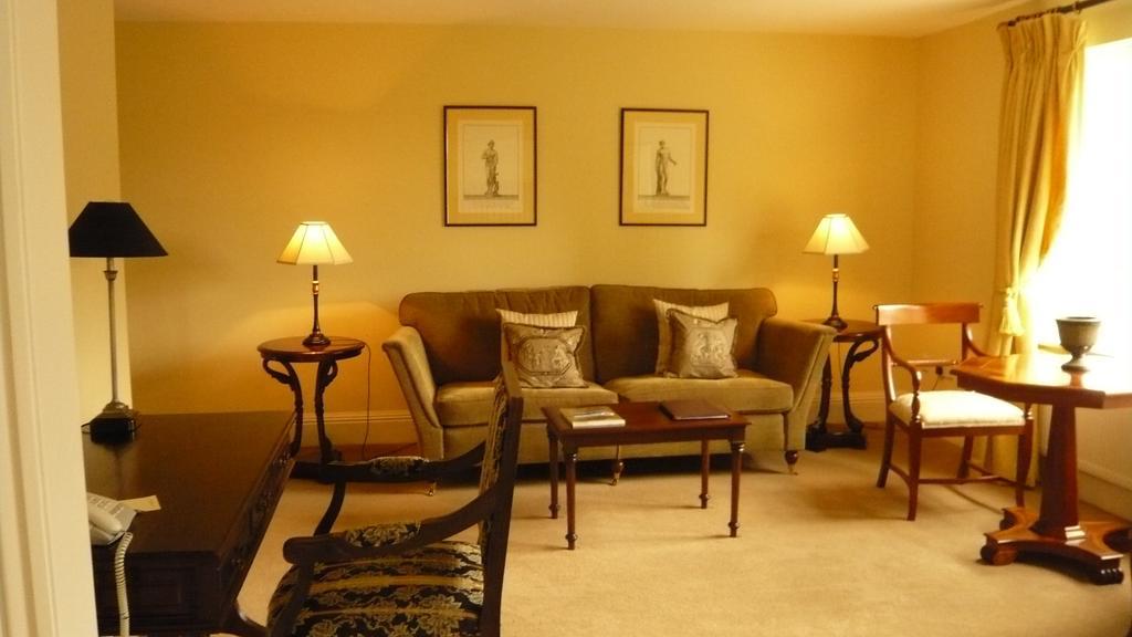 The Lake Country House Hotel & Spa 랸가마치웰즈 외부 사진