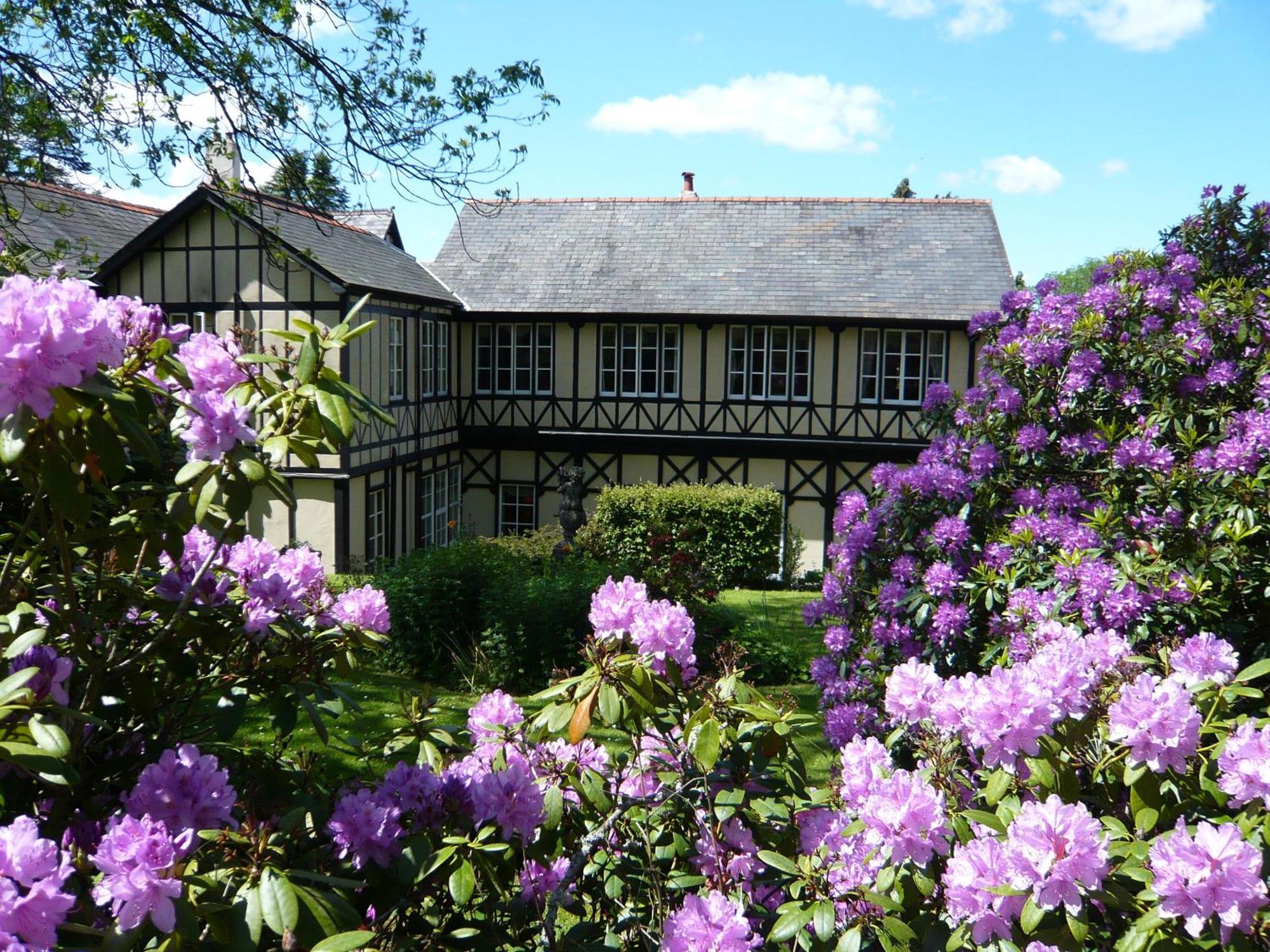 The Lake Country House Hotel & Spa 랸가마치웰즈 외부 사진