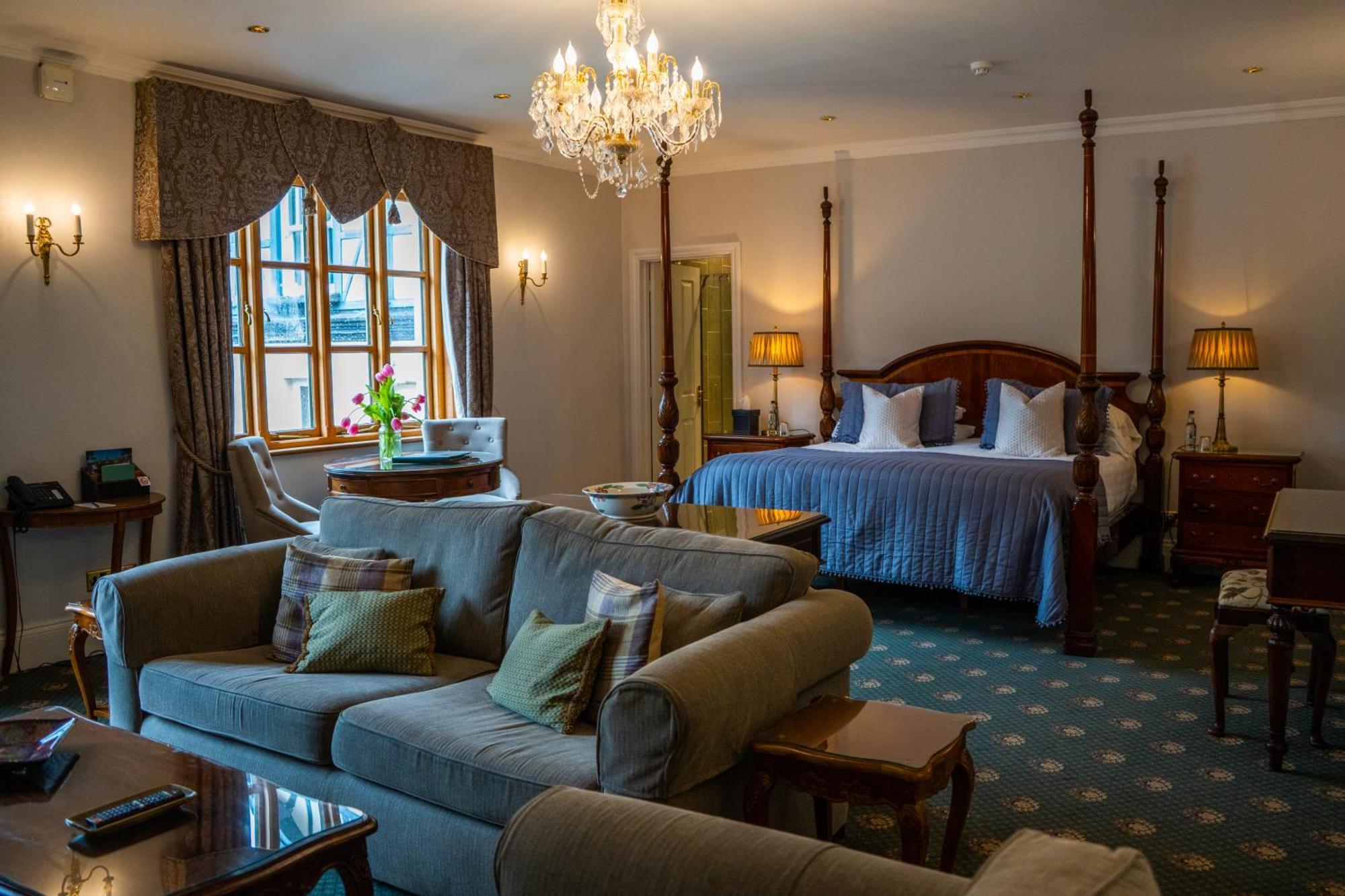 The Lake Country House Hotel & Spa 랸가마치웰즈 외부 사진